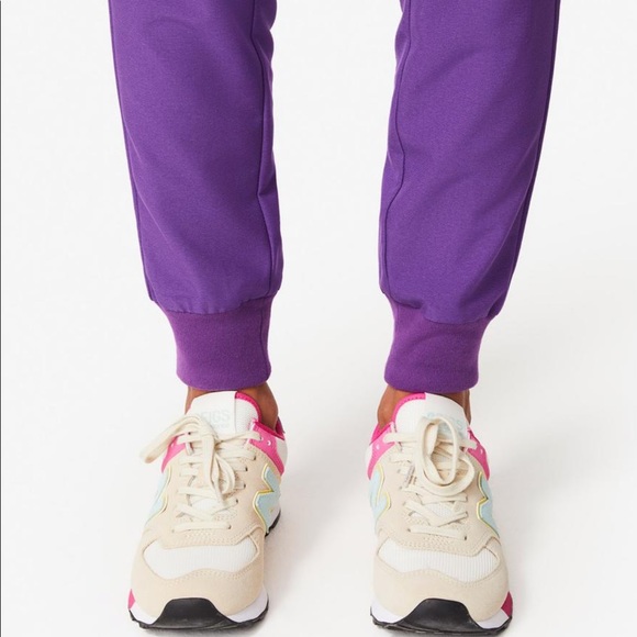 Figs purple limited edition joggers - Picture 3 of 5